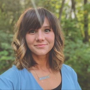 Meet your Posher, Lacey